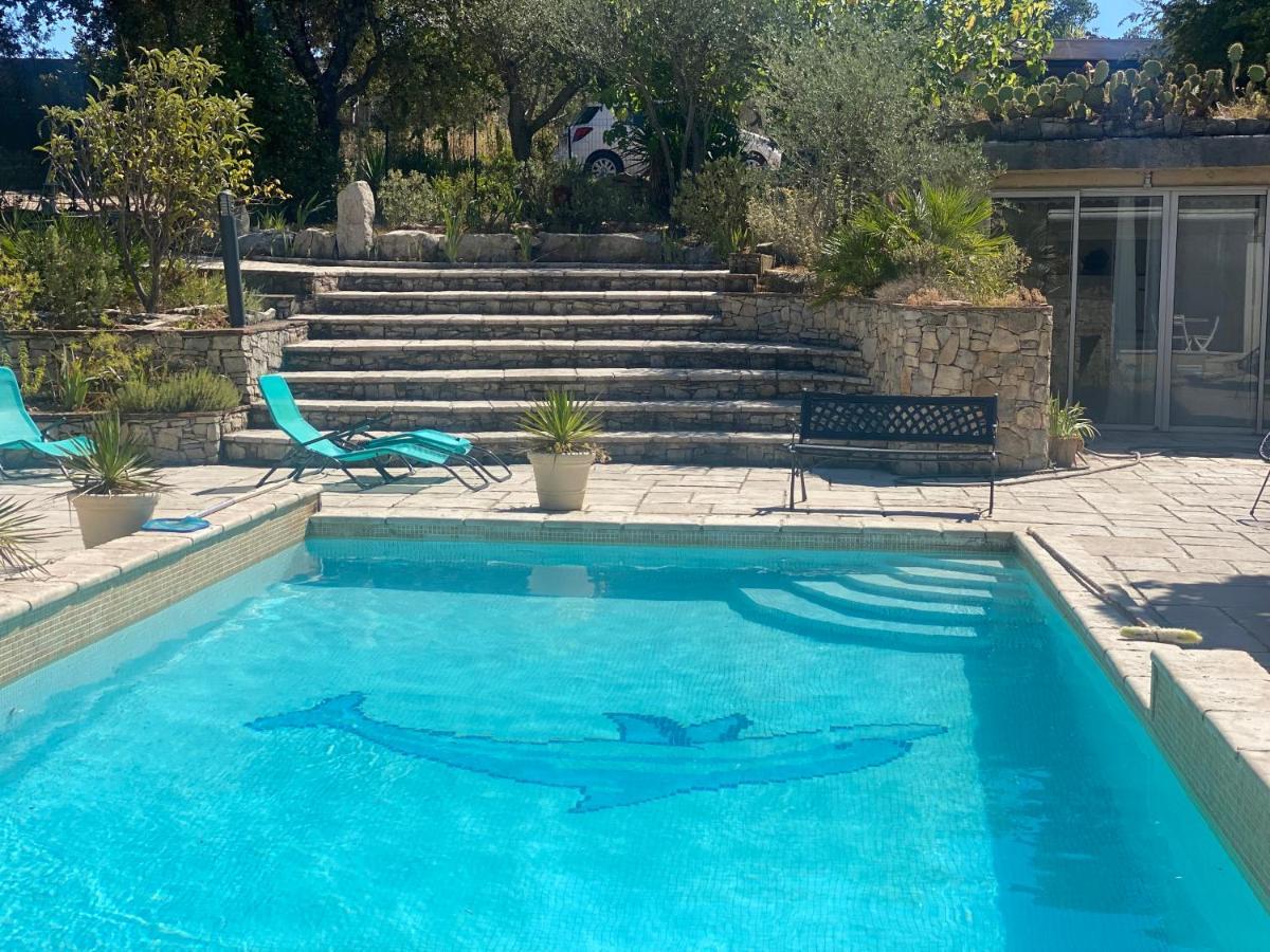 Villa Nimes Exterior foto