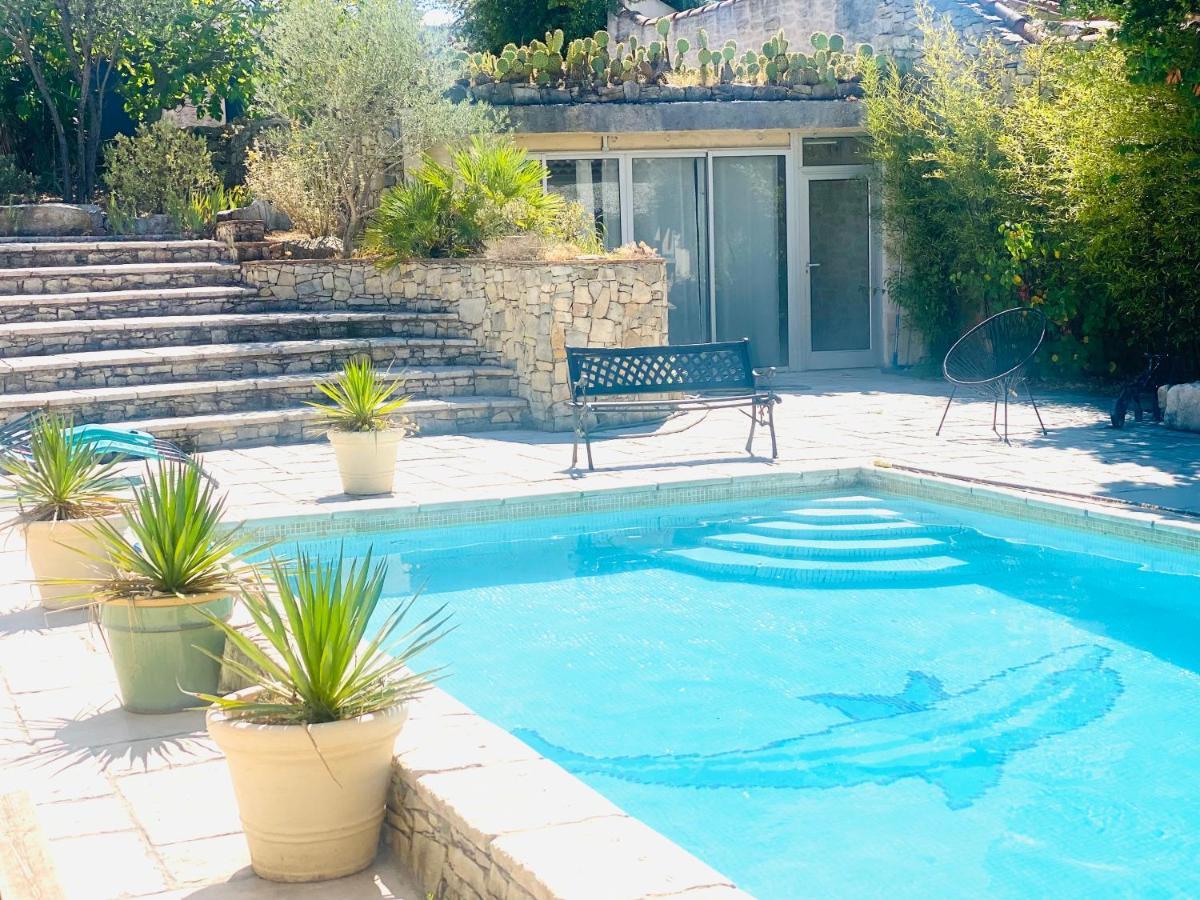 Villa Nimes Exterior foto
